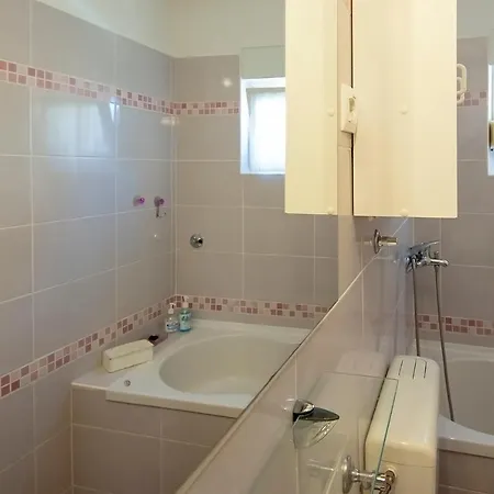 Апартаменты Mia Шибеник