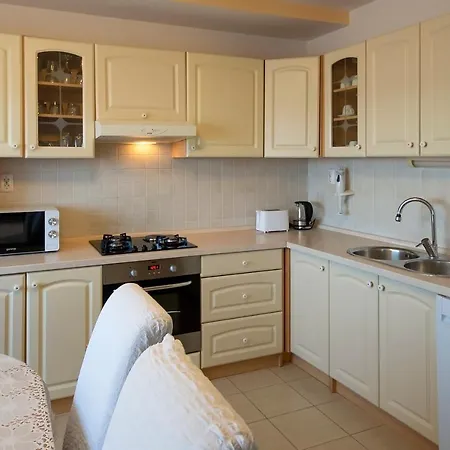 Mia Апартаменты