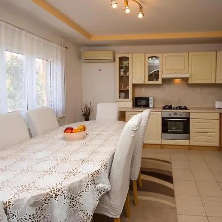 Mia Апартаменты